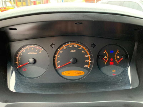 Imagem 10 de 15 de Ssangyong Actyon 2.3 16v 150cv Aut. 2010
