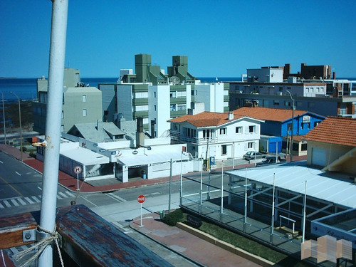 Imagen 3 de 30 de A Metros De La Playa