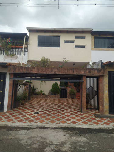 Casas En Venta En San Cristóbal.