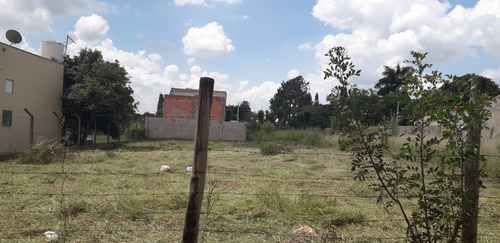 Terreno Com Edicula Pré Construída No Bairro Jurumirim - Tatuí - Sp - 500m