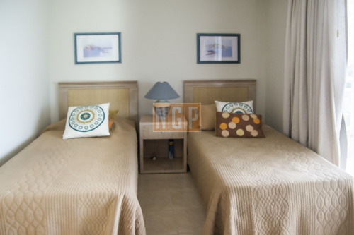 Imagen 10 de 20 de Hermoso Departamento En Venta.