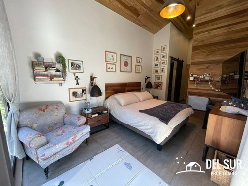 Casa Moderna Rodeada De Bosque En Loteo Urbanizado Sta Clara