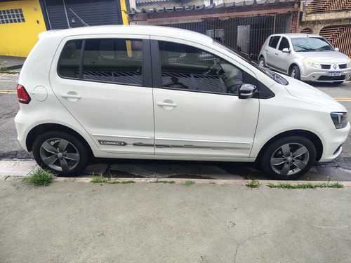 Volkswagen Fox 1.6 Connect Total Flex 5p