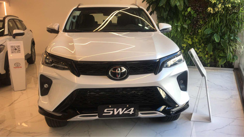 Toyota SW4 2.8 Srx 204Cv 4X4 7As At