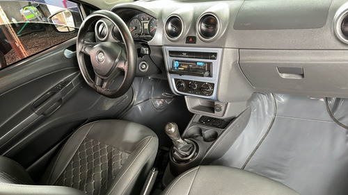 Volkswagen Saveiro 1.6 Robust Cab. Simples Total Flex 2p