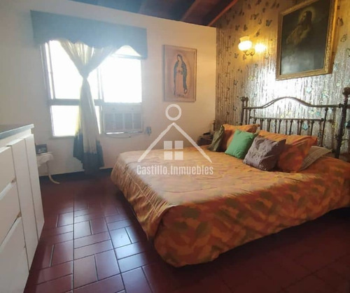 Imagen 12 de 14 de Venta! Amplia Casa En Colinas De Santa Mónica Calle Cerrada Con Vigilancia Privada.