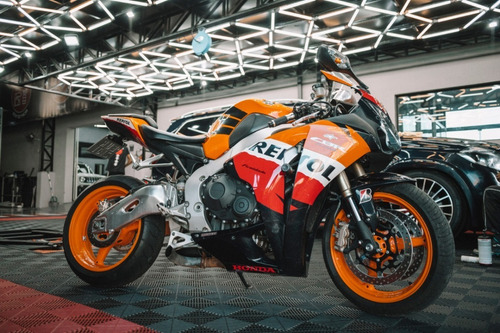 Imagem 1 de 10 de Honda Cbr 1000