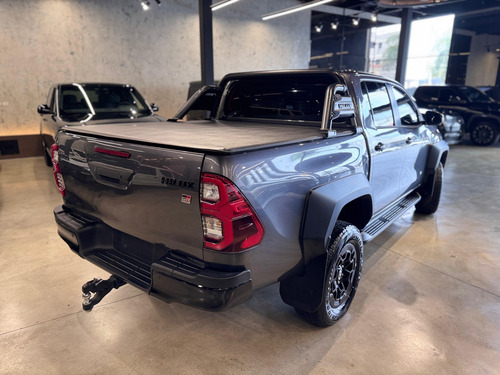 Toyota Hilux Gr 2025
