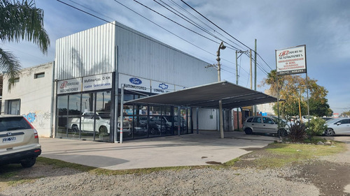 Local Comercial C/ Galpon- Av. Bodereau 