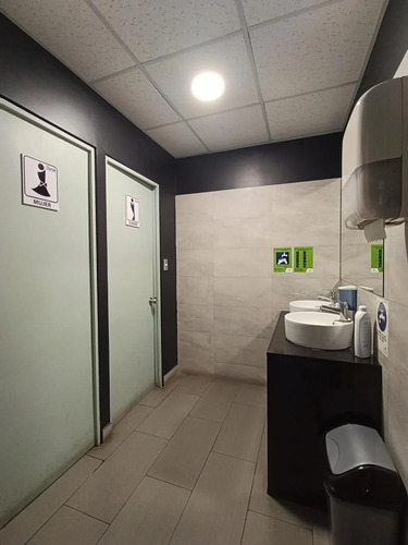 Arriendo Oficina A Pasos De Plaza Prat
