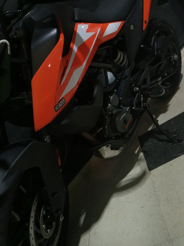 Imagen 9 de 15 de Motocicleta Ktm Adventure 250 2022 0km Naranja