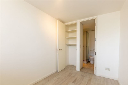 Imagen 26 de 28 de Departamento En Venta En Vitacura