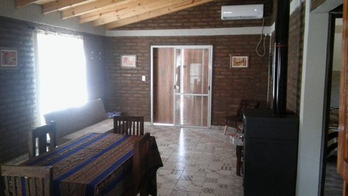 Casa En Venta - 3 Dormitorios 2 Baños - Galpón - 3.000mts2 - Uspallata, Mendoza