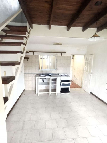 Departamento Tipo Duplex Con Cochera A 100 Metros De Laguna De Chascomus