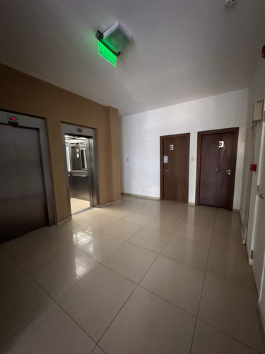 Alta Cordoba, 1 Dormitorio Con Patio, Cocina Separada - A Metros De La Plaza