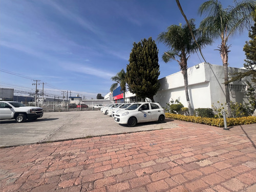 Inmueble Para Oficinas, Comercial Y Servicios En Carrillo Puerto