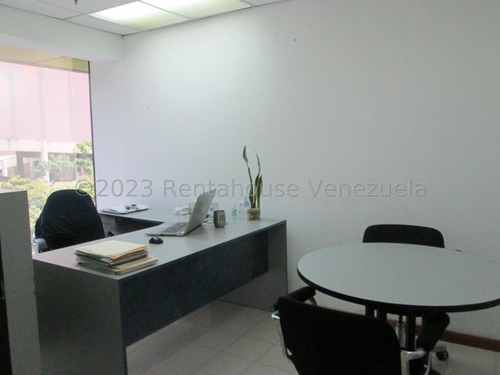 Imagen 4 de 11 de Oficina En Alquiler En Torre Humboldt