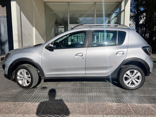 Renault Sandero Stepway 1.6 Dynamique 105cv