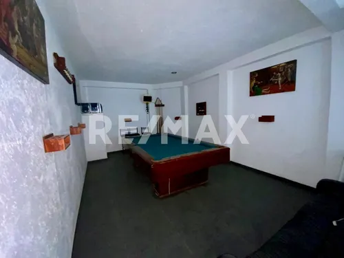 Casa De Lujo En Condado De Sayavedra Con Vistas, Jardín Y Amplios Espacios