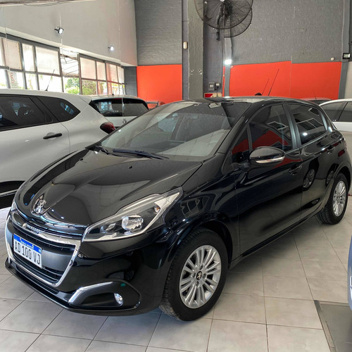 Peugeot 208 1.6 Allure 2018