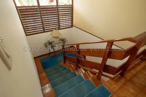 Casa En Venta Los Campitos Lp