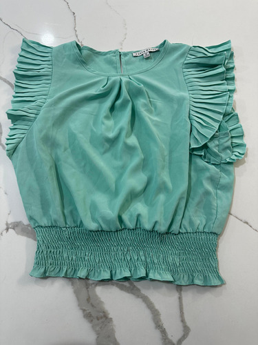 Blusa Verde Manzana Talla M Marca Haute Mode