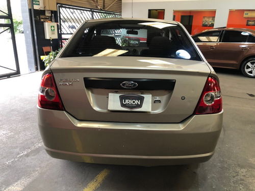 Ford Fiesta Max 1.6 Ambiente 2006 Urion Autos