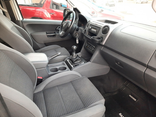 Imagen 9 de 9 de Amarok Highline 2.0 Manual 4x4 2010