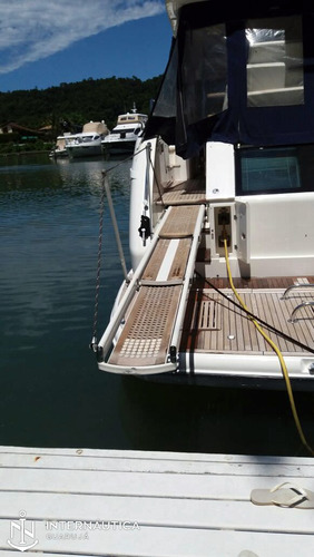 Fairline 65 2012 Phantom Cimitarra Armada Focker Coral