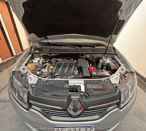 Renault Logan 1.6 Privilege 105cv