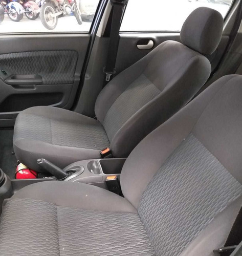Ford Fiesta Sedan 1.6 Flex 4p 2006