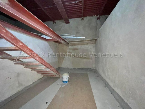 Amplio Local Comercial Ideal Para Cualquier Tipo De Negocio, Ubicado En La Planta Baja Del C.c.c.t-mls #22-24749 Vanessa Sayago