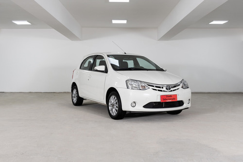 Imagen 7 de 15 de Toyota 2016 Etios 1.5 5 Ptas Xls