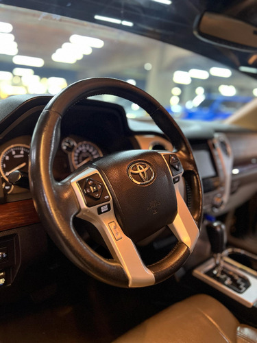 Toyota Tundra 2017
