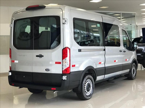 Imagem 10 de 11 de Ford Transit 410b 14+1 2022 0km