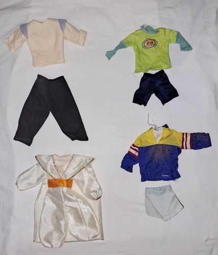 Lote De Ropa Para Muñeco Ken