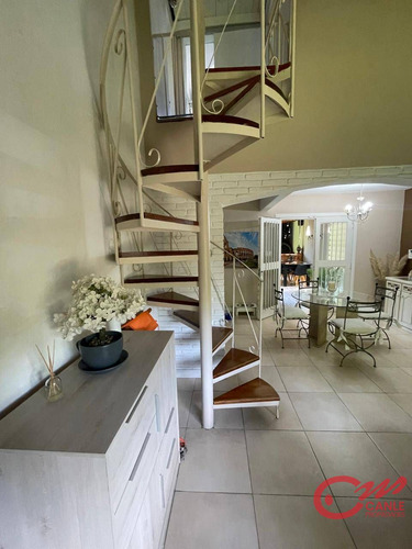 Venta Casa En Barrio Solares Del Norte