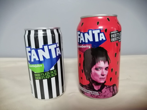 Latas De Refresco De Colección Beetlejuice 2 Fanta (Usado)