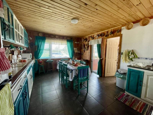 Casa De 2 Pisos En Frutillar Alto, Villa Alegre