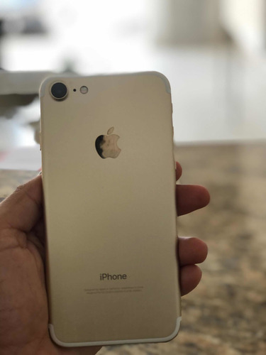 Imagem 1 de 2 de iPhone 7