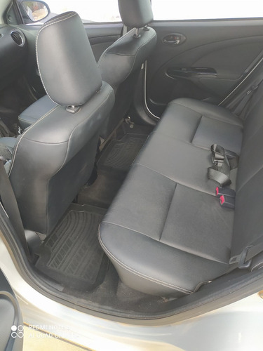 Toyota Etios Cross 2015 1.5 16v 5p