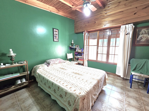 Venta Casa 2 Dormitorios Villa Floresta Con Cochera