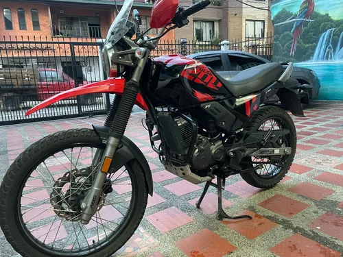 Hero Xpulse 200 Fi 2v