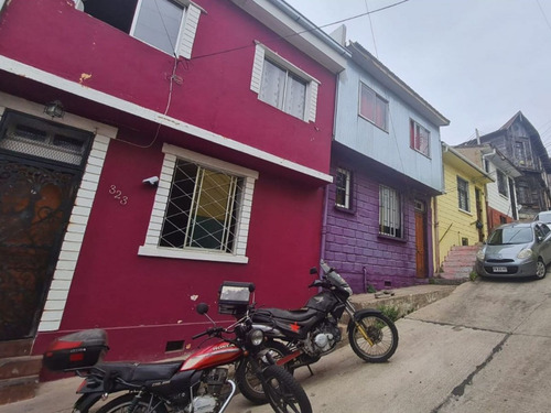 Almirante Latorre 323 Cerró Monjas Valparaíso