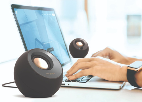 Parlantes Creative Pebble V3 2.0 Bluetooth 5.0 Usb