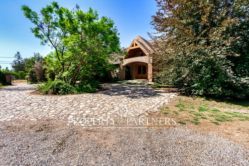 Casa Tipo Campestre Con Excelentes Terminaciones Y...