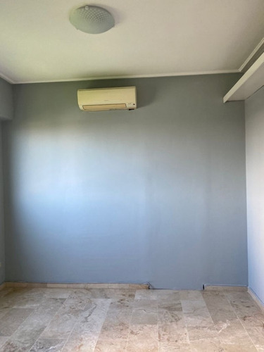 Imagen 6 de 13 de Alquilo Apartamento Con Vista Al Mar En La Esperilla