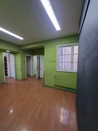 Excelente Oficina En Piso Completo - Avenida Providencia