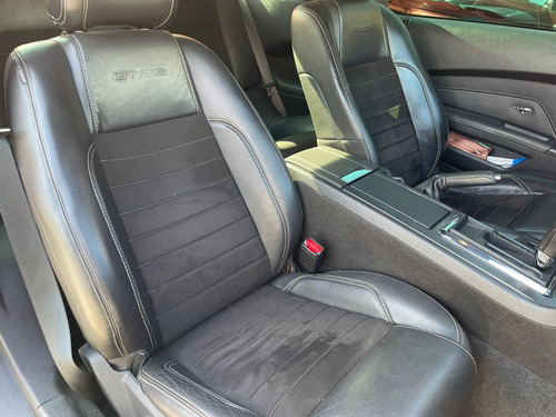 Ford Mustang 5.0 GT CALIFORNIA V8 GASOLINA 2P MANUAL