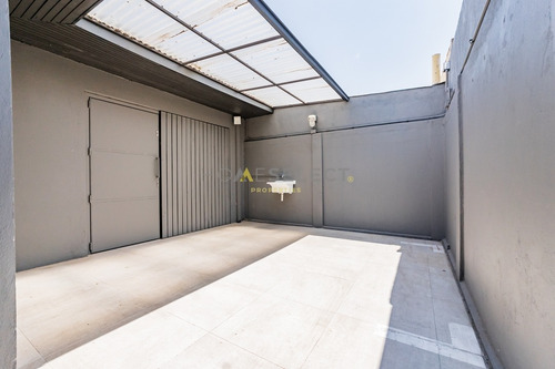 Casa Esquina Comercial Venta Luis Pasteur